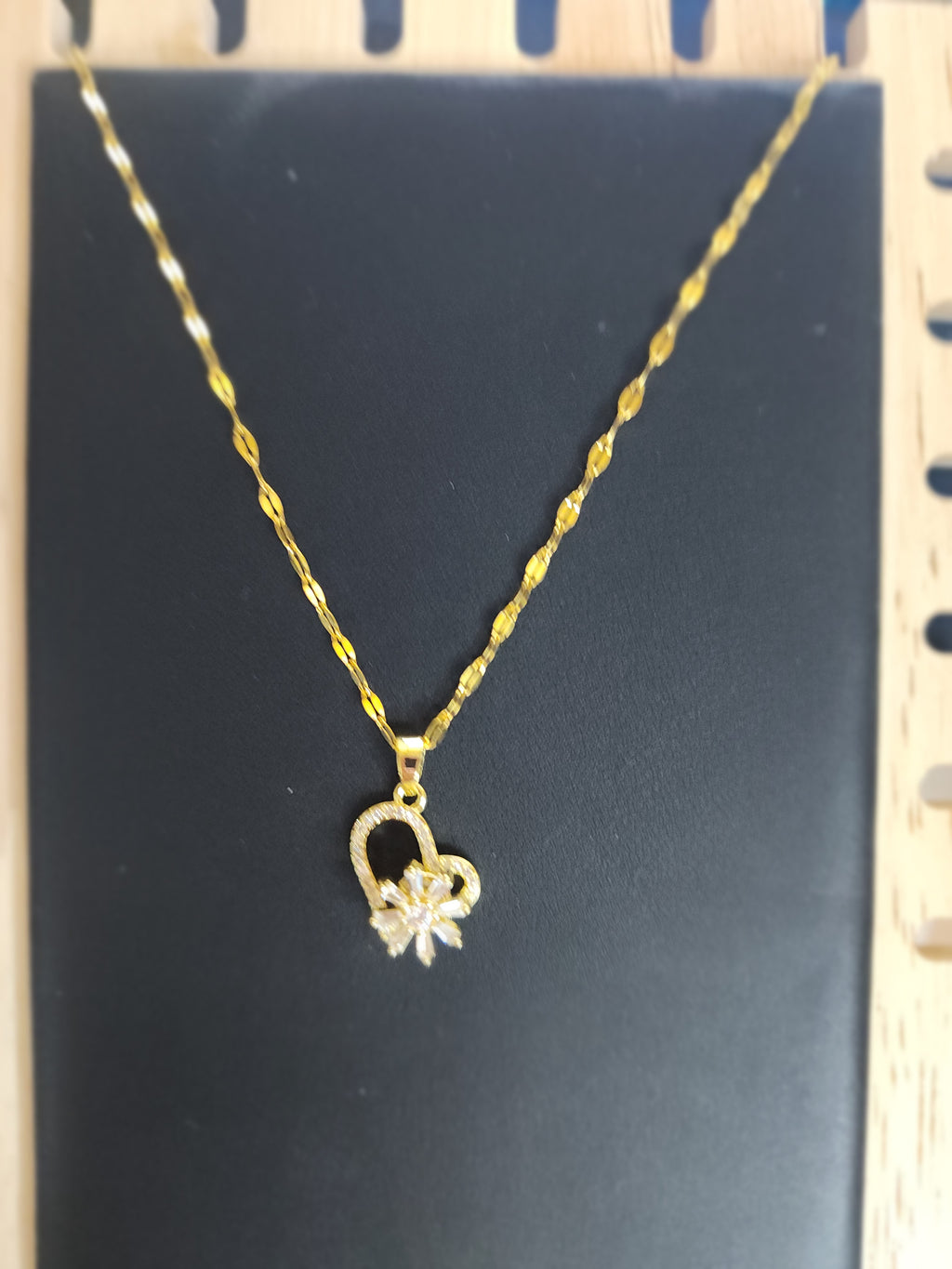 Estilo Simple Forma De Corazón Acero Inoxidable Enchapado Embutido Circón Chapado En Oro De 18 Quilates. Collar Colgante