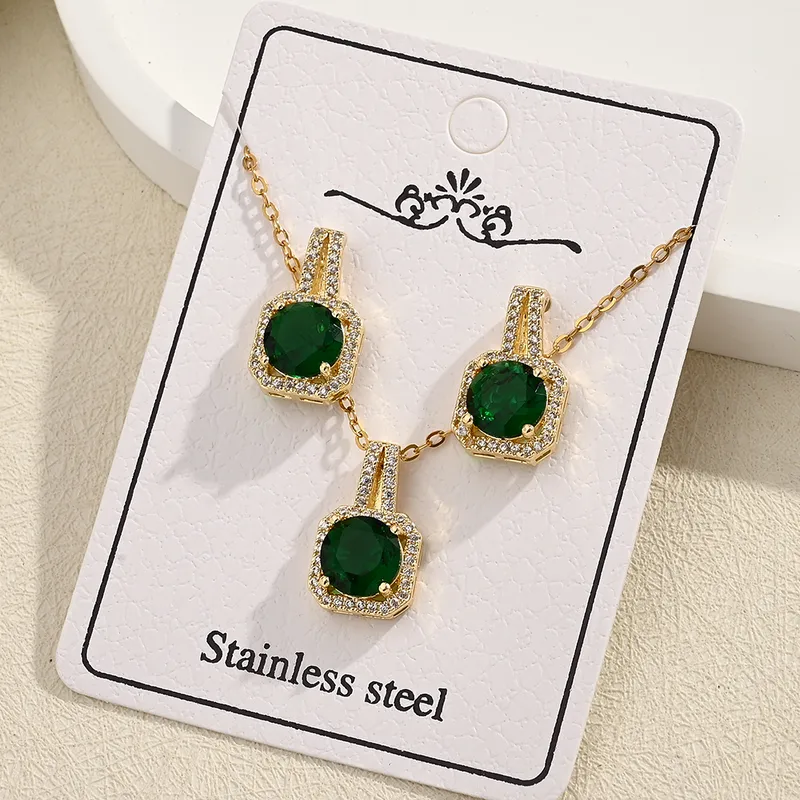 Set De Collar Y Aretes Acero Inoxidable Dije Esmeralda Y Cristales
