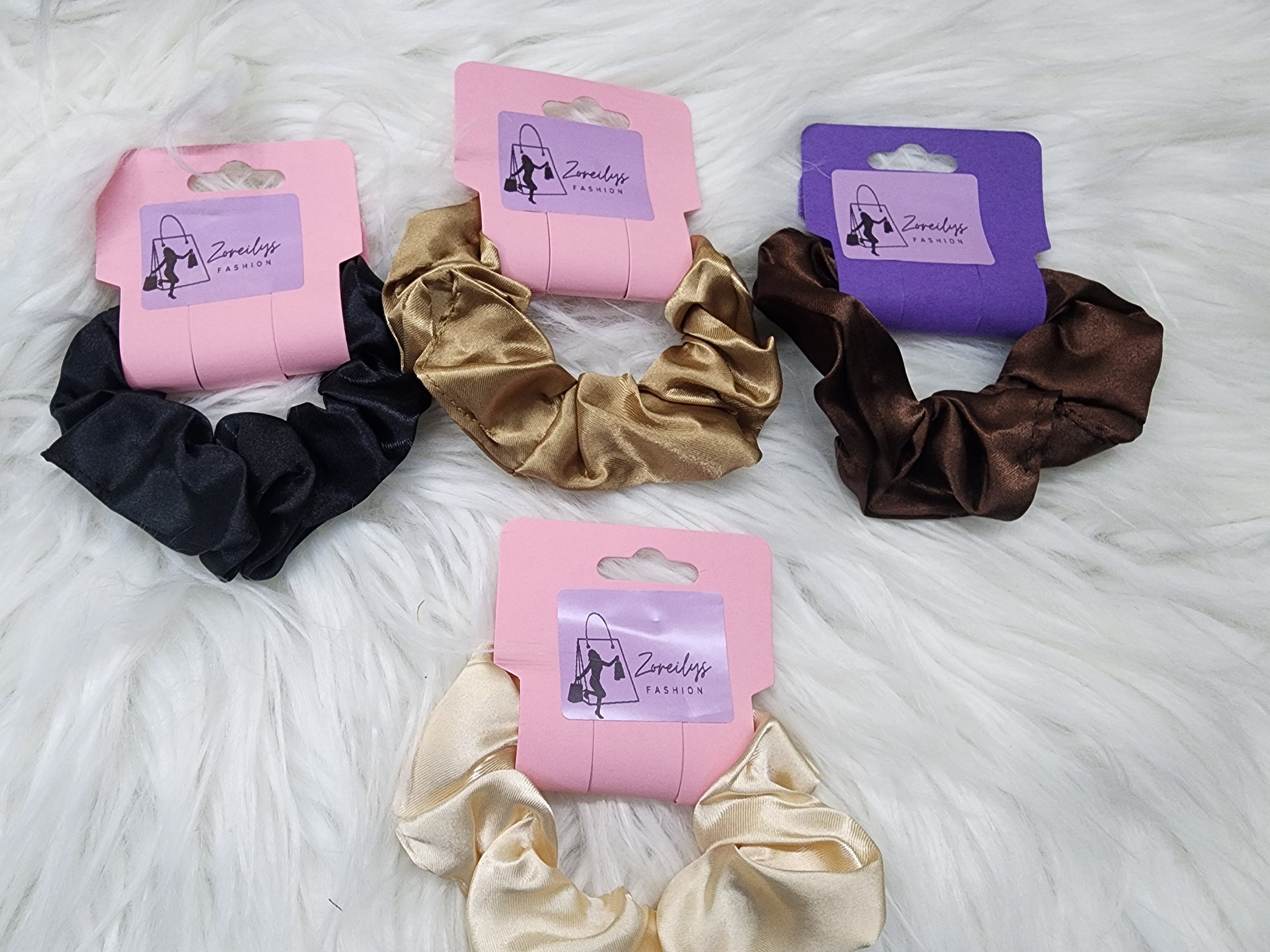Scrunchie de Satín   – Dona de Cabello Anti-Frizz Zoreilys Fashion