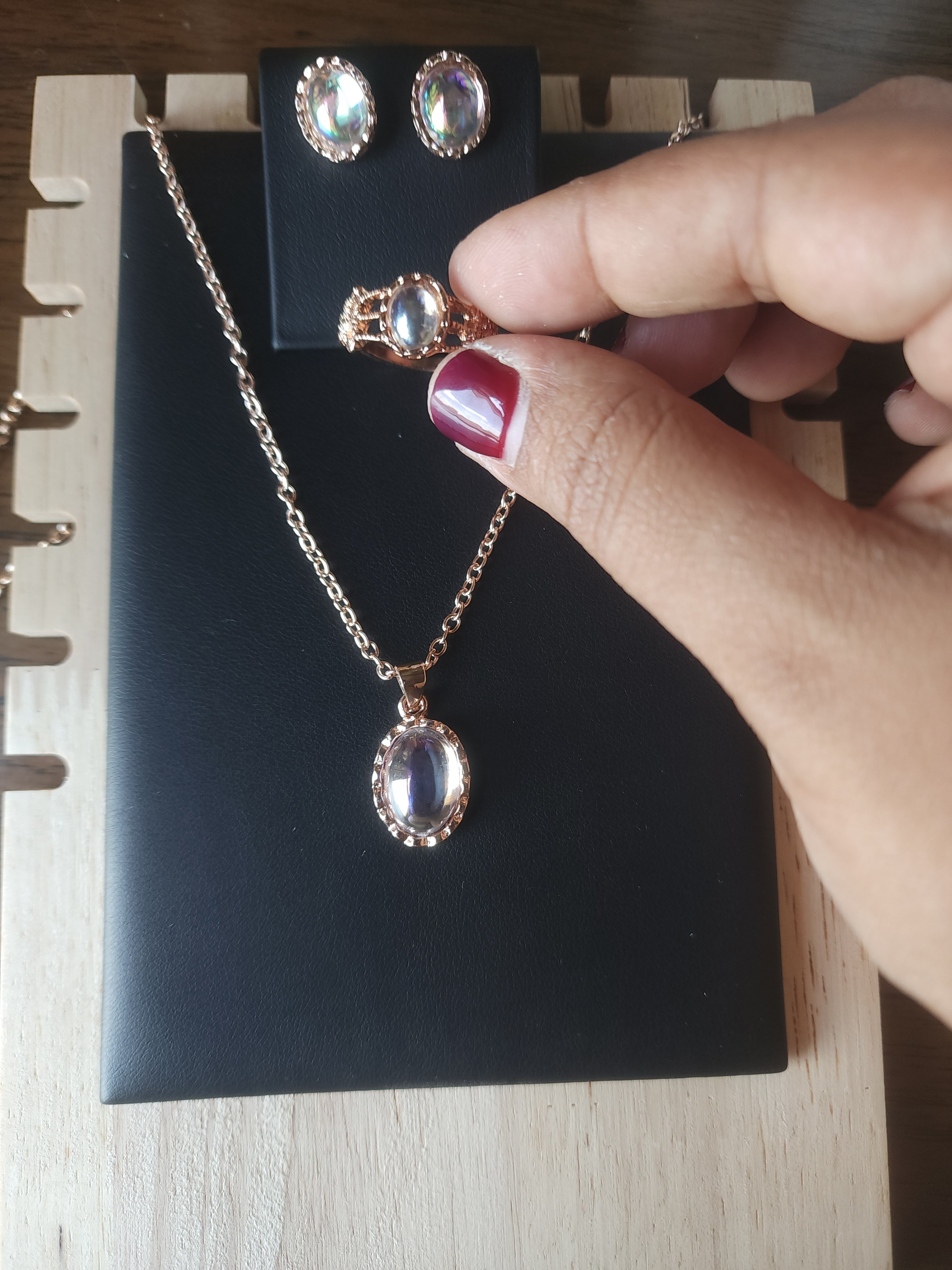 Set De Joyería Vintage 3 En 1: Collar, Aretes Y Anillo Con Piedra Opalina